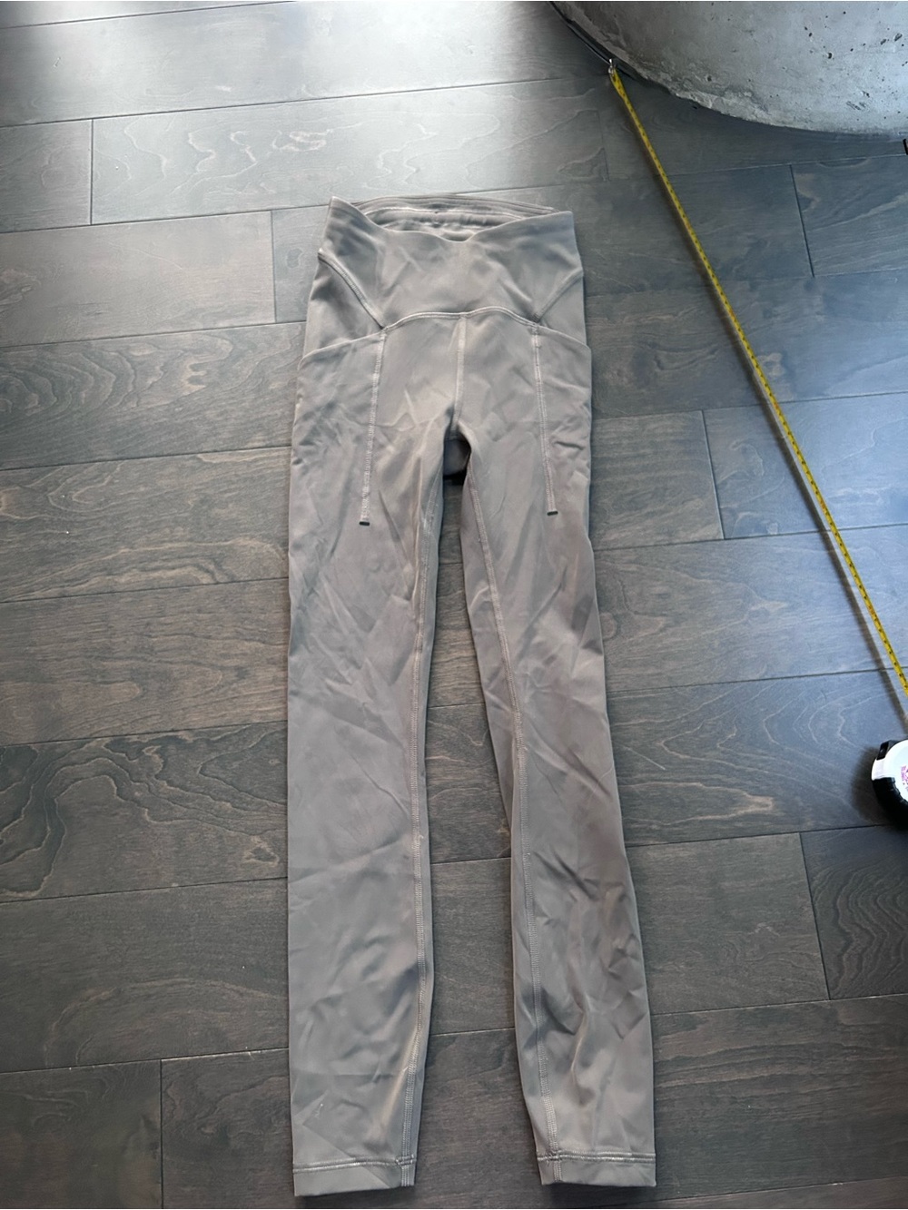 Lululemon leggings size 0 23”